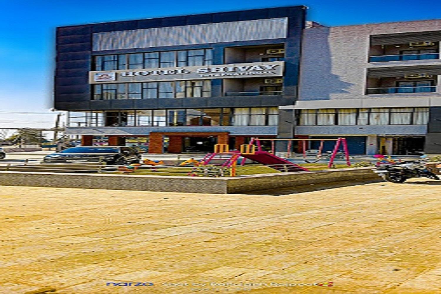 Hotel Shivay International Tharad Extérieur photo